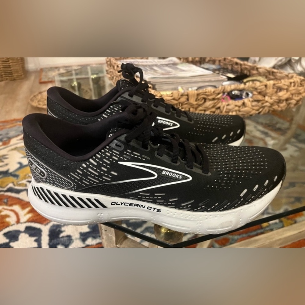 Women’s Brooks Glycerin GTS 21 Sneakers 10.5 M